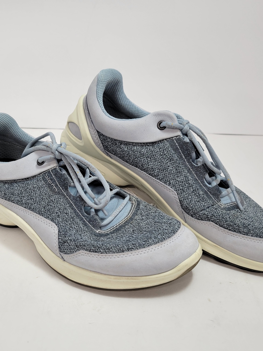 ECCO Womens BIOM Fjuel Mesh Athletic Sneaker Blue Size 8US/39EU